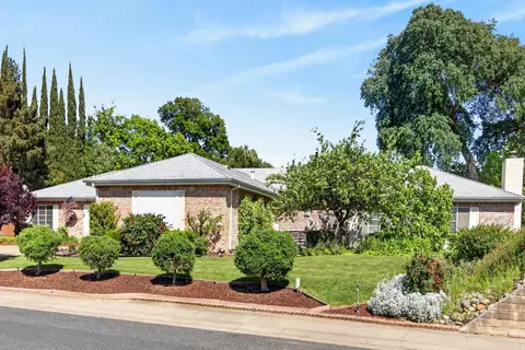226 Firestone Dr, Roseville, CA 95678