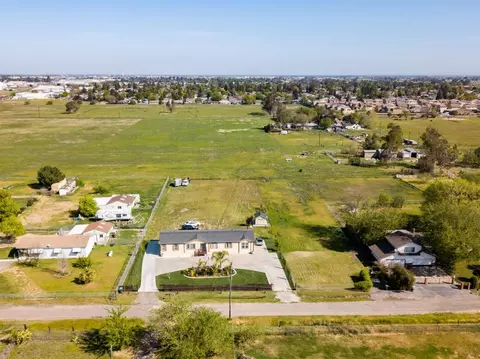 8617 Carlisle Ave, Sacramento, CA 95828