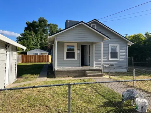 450 Peralta Ave, Sacramento, CA 95833