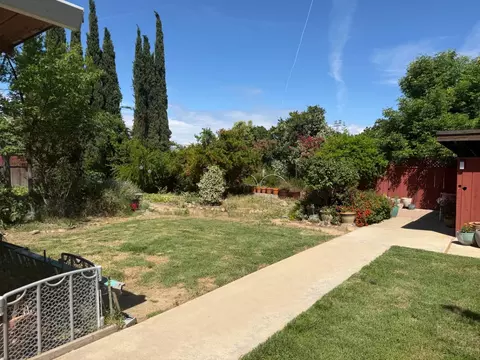 Exterior - 7555 E Whitmore Ave, Hughson, CA 95326 photo 12 of 16