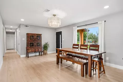 Dining - 5250 Sonora Way, Carmichael, CA 95608 photo 2 of 2