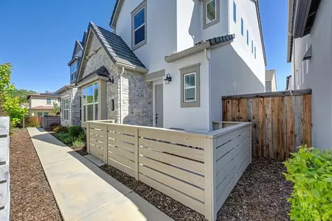 2370 Macanudo Walk Ave, Sacramento, CA 95818