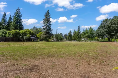 Exterior - 6512 Landis Ave, Carmichael, CA 95608 photo 17 of 21