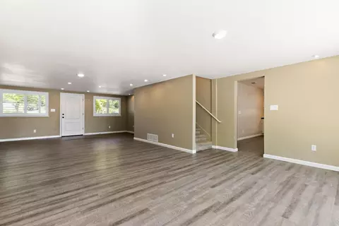 Living - 6512 Landis Ave, Carmichael, CA 95608 photo 4 of 6