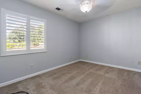 Bedroom - 6512 Landis Ave, Carmichael, CA 95608 photo 7 of 8