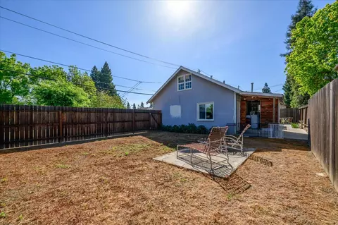 Exterior - 516 East St, Winters, CA 95694 photo 5 of 8