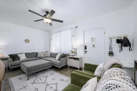 Living - 516 East St, Winters, CA 95694 photo 1 of 3