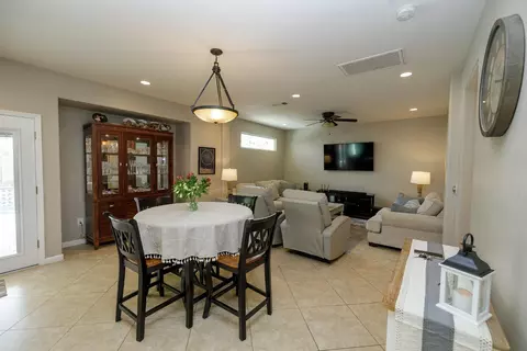 3416 Will Scarlet Way, Modesto, CA 95355 photo 12