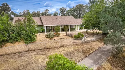 5005 Treosti Pl, Valley Springs, CA 95252