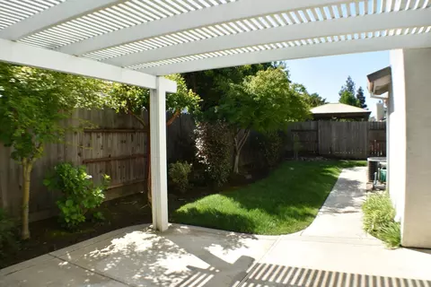 Exterior - 88 Westbrook Dr, Lodi, CA 95242 photo 4 of 10