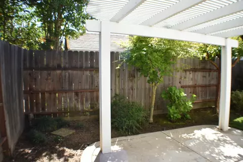 Exterior - 88 Westbrook Dr, Lodi, CA 95242 photo 3 of 10