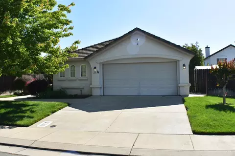 88 Westbrook Dr, Lodi, CA 95242