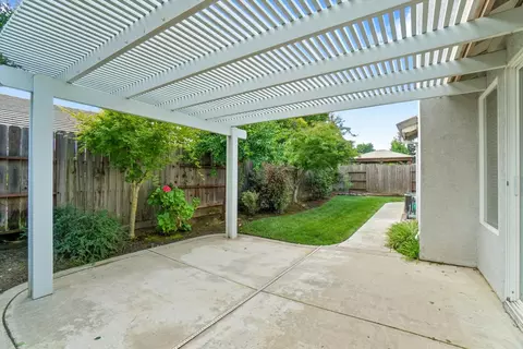 Exterior - 88 Westbrook Dr, Lodi, CA 95242 photo 10 of 10