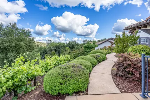 Exterior - 1830 Gavin Cir, Auburn, CA 95603 photo 14 of 16