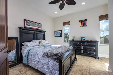 Bedroom - 1830 Gavin Cir, Auburn, CA 95603 photo 2 of 5