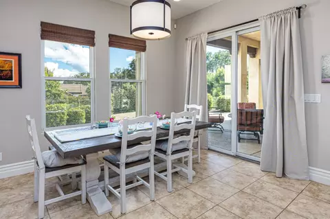 Dining - 1830 Gavin Cir, Auburn, CA 95603 photo 2 of 4