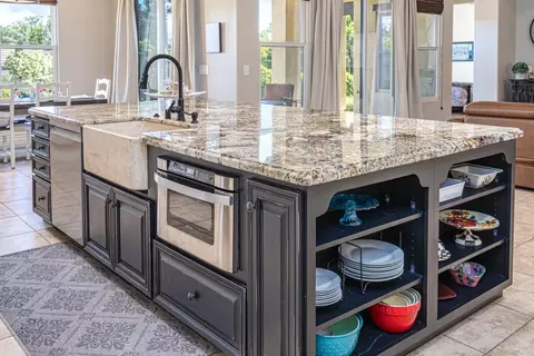 Kitchen - 1830 Gavin Cir, Auburn, CA 95603 photo 4 of 5