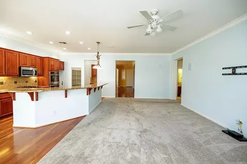 Living - 2001 Dayton Ave, Modesto, CA 95356 photo 15 of 18