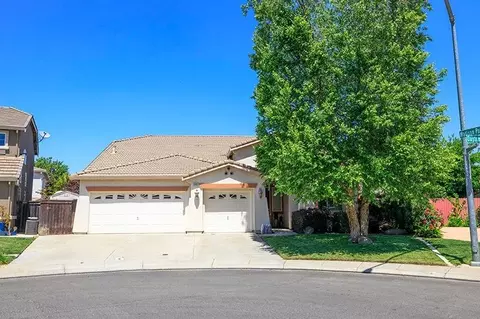 Exterior - 2001 Dayton Ave, Modesto, CA 95356 photo 3 of 26