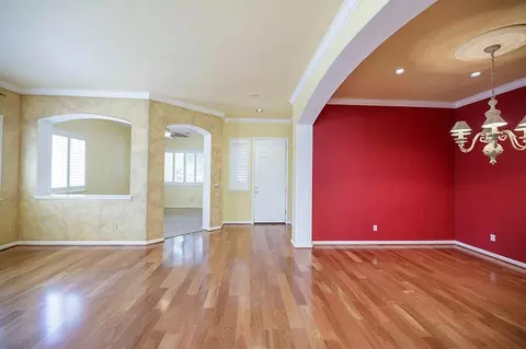 Living - 2001 Dayton Ave, Modesto, CA 95356 photo 10 of 18