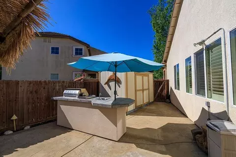 Exterior - 2001 Dayton Ave, Modesto, CA 95356 photo 15 of 26
