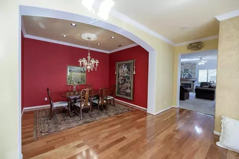Dining - 2001 Dayton Ave, Modesto, CA 95356 photo 2 of 2
