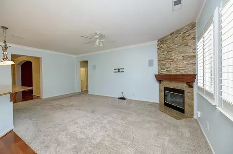 Living - 2001 Dayton Ave, Modesto, CA 95356 photo 8 of 18