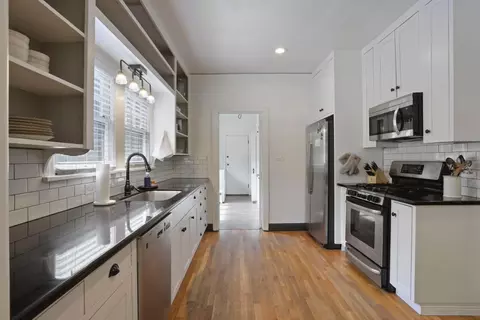 Kitchen - 515 Myrtle Ave, Modesto, CA 95350 photo 4 of 4