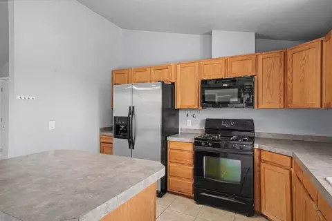 Kitchen - 3155 Hawver Rd, San Andreas, CA 95249 photo 3 of 4