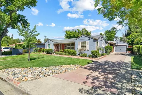 Exterior - 1027 Yale Ave, Modesto, CA 95350 photo 3 of 9