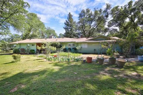 3840 Greenstone Rd, Placerville, CA 95667 photo 2
