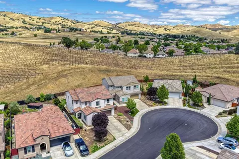 View/Area - 21109 Varietal Ct, Patterson, CA 95363 photo 2 of 6