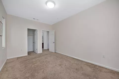 Bedroom - 21109 Varietal Ct, Patterson, CA 95363 photo 2 of 11