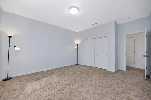 Bedroom - 21109 Varietal Ct, Patterson, CA 95363 photo 7 of 11