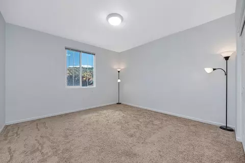 Bedroom - 21109 Varietal Ct, Patterson, CA 95363 photo 6 of 11