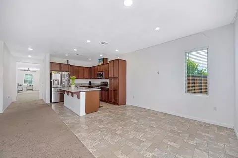 Entry Way - 21109 Varietal Ct, Patterson, CA 95363 photo 5 of 6