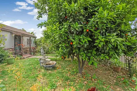 Exterior - 202 Olivero Rd, Modesto, CA 95358 photo 4 of 11