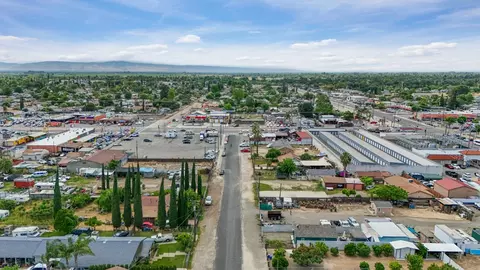 View/Area - 202 Olivero Rd, Modesto, CA 95358 photo 8 of 10