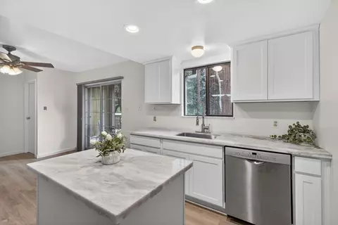 Kitchen - 6210 Pine St, Pollock Pines, CA 95726 photo 2 of 4