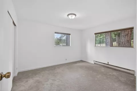 Bedroom - 6210 Pine St, Pollock Pines, CA 95726 photo 3 of 8