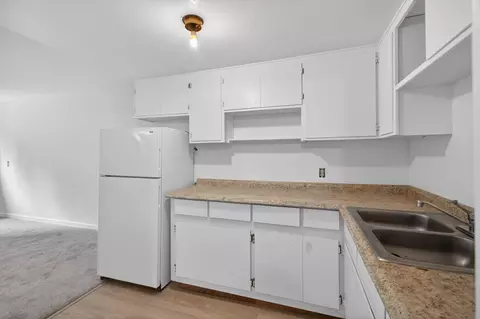 Kitchen - 6210 Pine St, Pollock Pines, CA 95726 photo 4 of 4