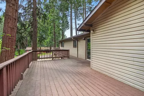 Exterior - 6210 Pine St, Pollock Pines, CA 95726 photo 6 of 16