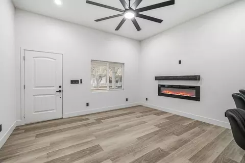 Other - 2921 5th St, Ceres, CA 95307 photo 2 of 11