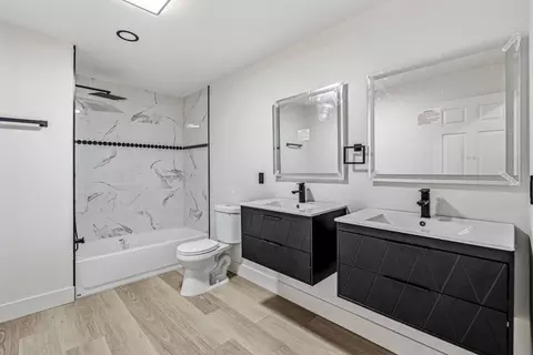 Bath - 2921 5th St, Ceres, CA 95307 photo 2 of 2