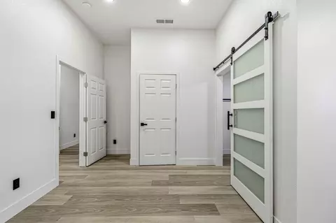 Entry Way - 2921 5th St, Ceres, CA 95307 photo 4 of 4