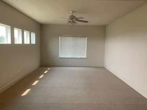 Bedroom - 16160 Moore Rd, Lodi, CA 95242 photo 1 of 6