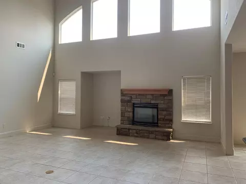 Living - 16160 Moore Rd, Lodi, CA 95242 photo 2 of 3