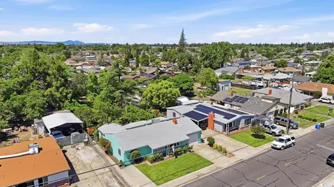 View/Area - 531 Locust Ave, Manteca, CA 95337 photo 4 of 13