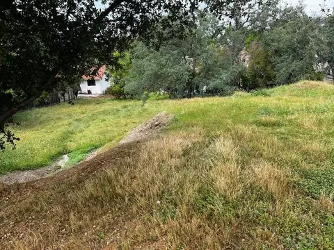 2987 Stagecoach Dr, Valley Springs, CA 95252