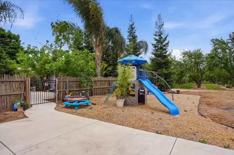 Exterior - 3501 North Ave, Modesto, CA 95358 photo 10 of 13